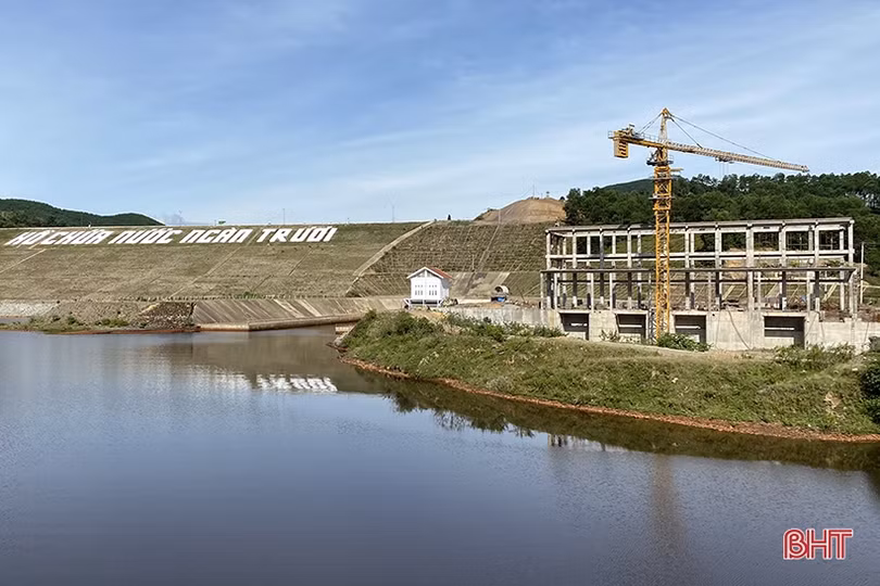 Hoàn thành trên 80% hạng mục xây dựng tại Nhà máy Thủy điện Ngàn Trươi