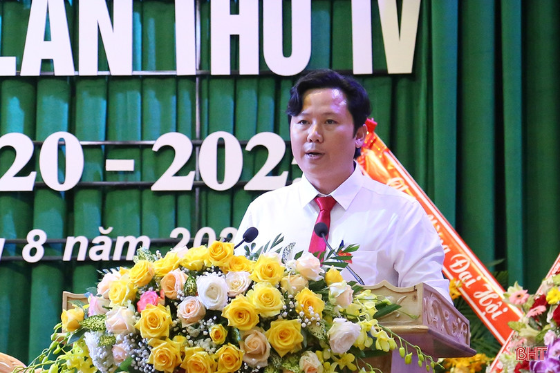 Đồng chí Nguyễn Thế Hoàn tái đắc cử chức Bí thư Huyện ủy Lộc Hà