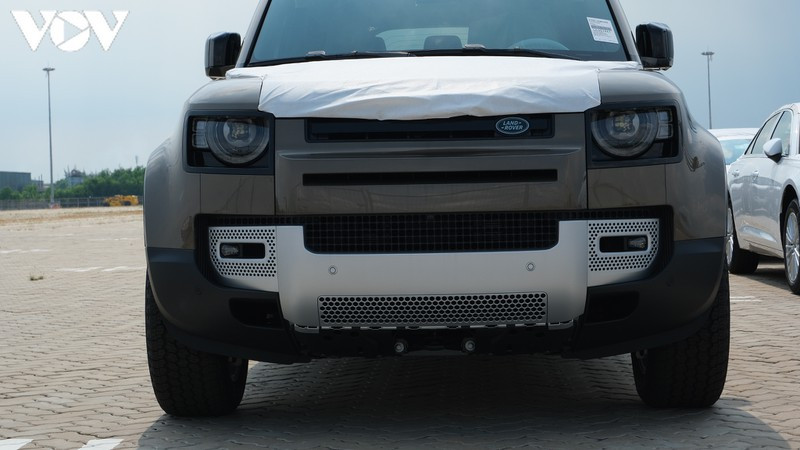 cận cảnh land rover defender thế hệ mới vừa xuất hiện tại việt nam hình 1 Cận cảnh Land Rover Defender thế hệ mới vừa xuất hiện tại Việt Nam