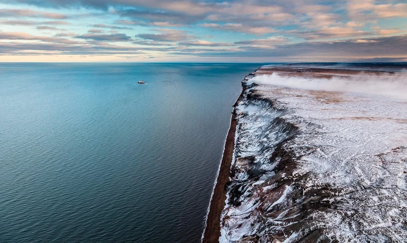 Bí ẩn đằng sau những ngọn đồi tự bốc khói hàng thế kỷ