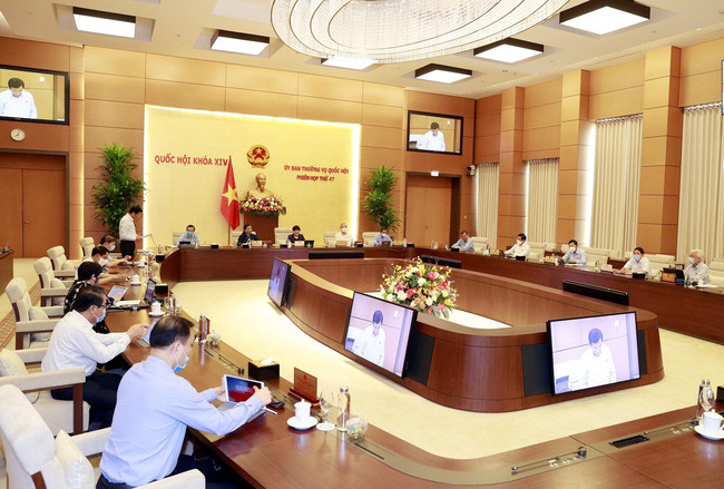 Bỏ sổ hộ khẩu là văn minh, tạo thuận lợi cho người dân