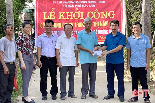 Xây dựng công trình giao thông góp phần đưa Nghị quyết Đại hội vào cuộc sống