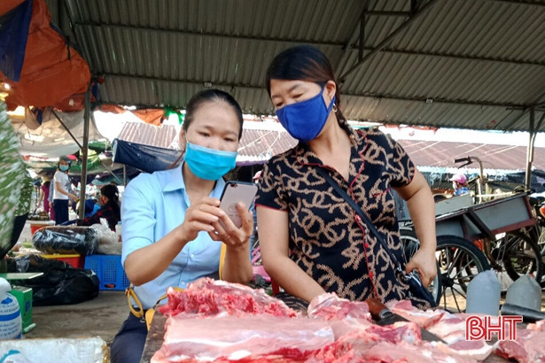 Hà Tĩnh có hơn 10 vạn thuê bao cài đặt ứng dụng Bluezone phòng dịch Covid-19