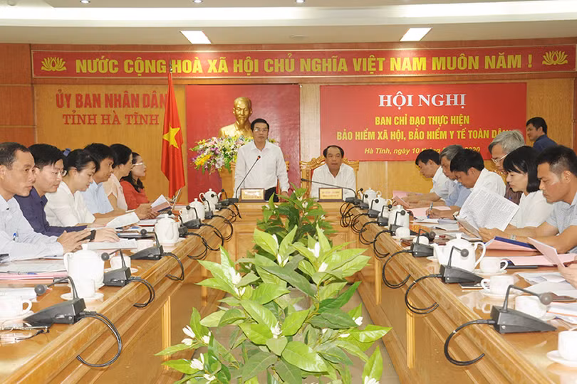 Bàn giải pháp đưa tỷ lệ dân số Hà Tĩnh tham gia bảo hiểm y tế đạt trên 90% 