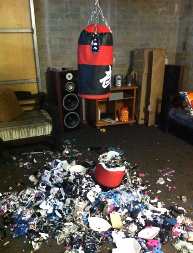 Nỗi ám ảnh mang tên “mua hàng qua mạng” ở thời đại 4.0