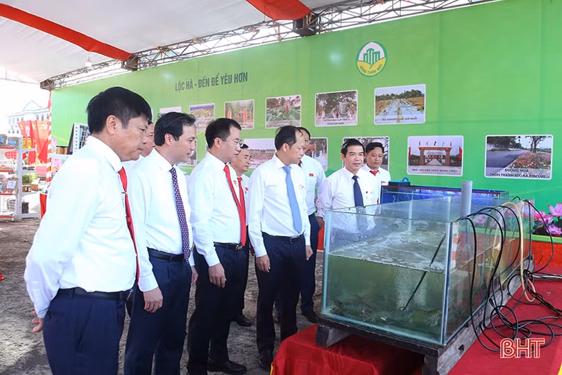 Sản phẩm OCOP, nông nghiệp tiêu biểu của Lộc Hà thu hút đại biểu bên lề đại hội