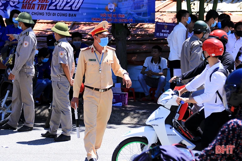 Khép lại kỳ thi tốt nghiệp THPT ở Hà Tĩnh: An toàn, nghiêm túc, không áp lực!