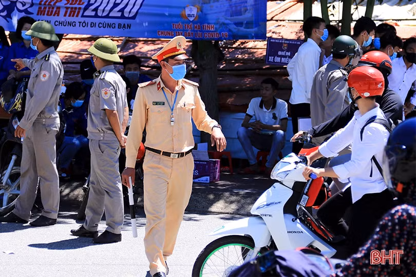 Khép lại kỳ thi tốt nghiệp THPT ở Hà Tĩnh: An toàn, nghiêm túc, không áp lực!