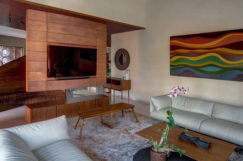 Nhà 2 tầng lấy ý tưởng từ những viên kim cương