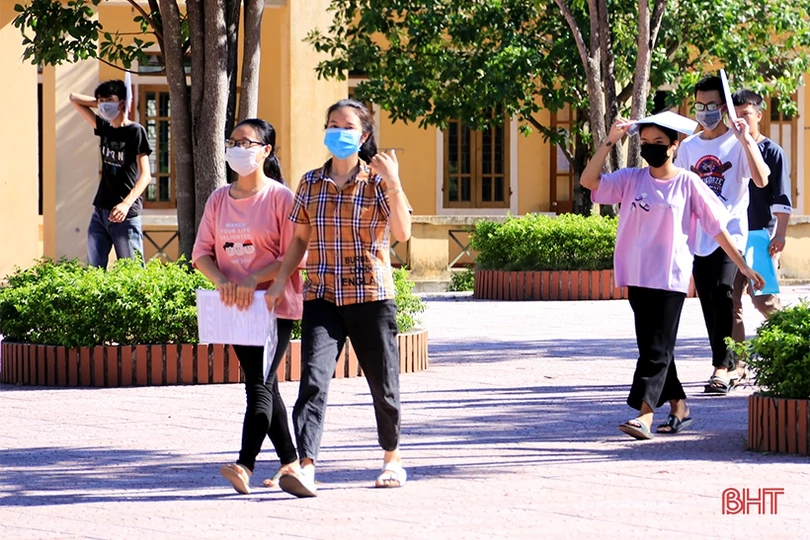 Khép lại kỳ thi tốt nghiệp THPT ở Hà Tĩnh: An toàn, nghiêm túc, không áp lực!