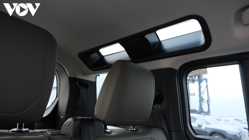 cận cảnh land rover defender thế hệ mới vừa xuất hiện tại việt nam hình 13 Cận cảnh Land Rover Defender thế hệ mới vừa xuất hiện tại Việt Nam
