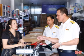 Hộ kinh doanh chọn đứng yên hay sẵn sàng "lớn lên" thành doanh nghiệp?