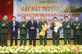 Cẩm Xuyên gặp mặt truyền thống bộ đội biên phòng