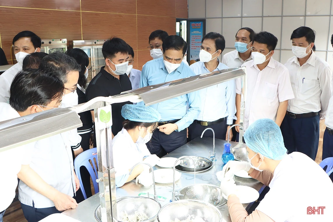 Thạch Hà cần có lộ trình phù hợp, phấn đấu đạt chuẩn huyện NTM nâng cao vào năm 2024