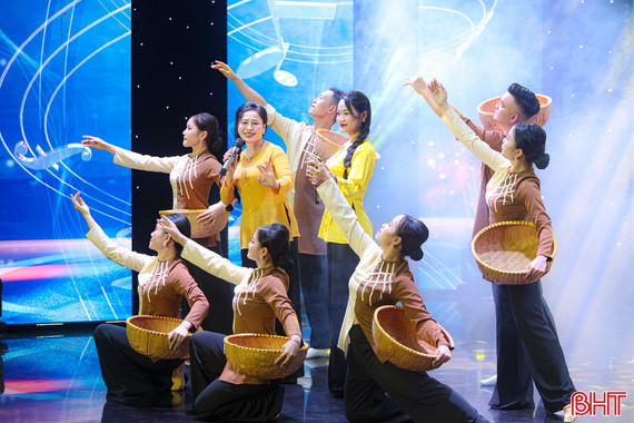 Cuộc thi Giọng hát hay các ca khúc về Hà Tĩnh lan tỏa tình yêu quê hương
