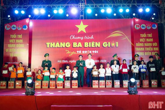 Chương trình Tháng Ba biên giới lan tỏa mạnh mẽ tinh thần “Tôi yêu Tổ quốc tôi”!