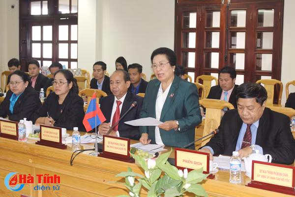 nang tam hop tac cong tac dan toc viet nam lao