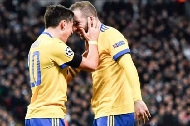 tottenham juventus nguoc dong 3 phut tan nat trai tim