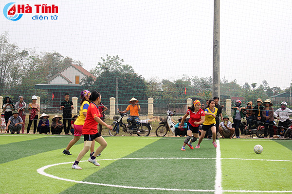 video xem bong hong tranh tai bong da tro tai nau an dip 8 3