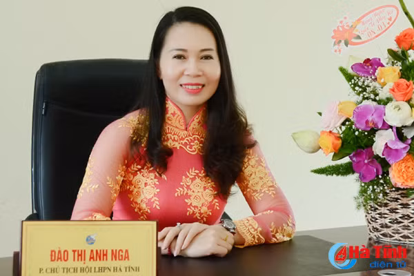 phu nu ha tinh tu tin doi moi chu dong hoi nhap