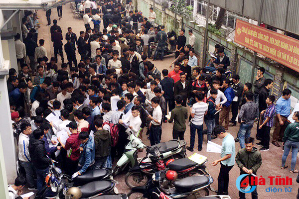 hon 500 lao dong tham gia ngay hoi tuyen dung cua formosa ha tinh