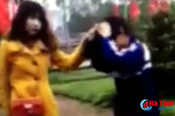 de nghi khoi to vu chi dau em chong danh nu sinh lop 11 o huong khe