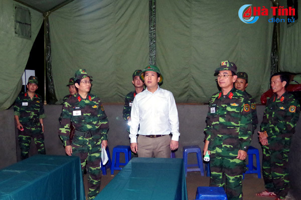 chu tich ubnd tinh kiem tra luyen tap phuong an san sang chien dau