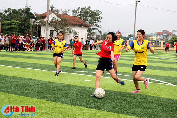 video xem bong hong tranh tai bong da tro tai nau an dip 8 3