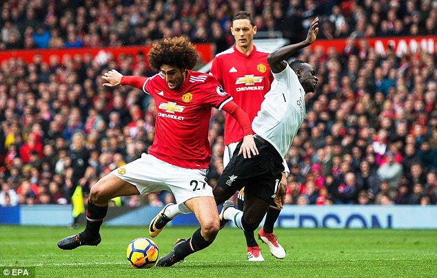 trong tai thien vi mu cuop 3 qua phat den cua liverpool