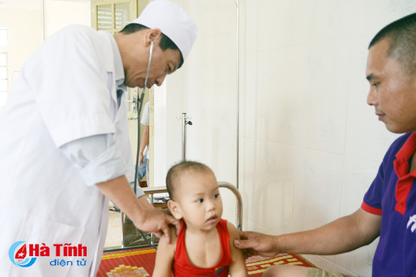 thoi tiet giao mua benh cum co dau hieu lay lan nhanh tai ha tinh