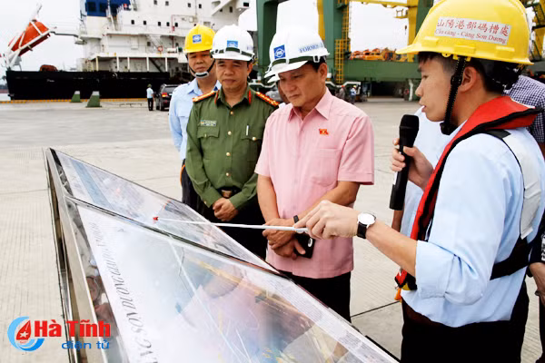 gan 7 500 lao dong dang lam viec tai formosa ha tinh