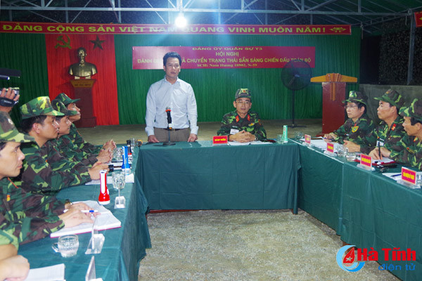 chu tich ubnd tinh kiem tra luyen tap phuong an san sang chien dau