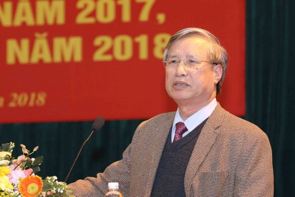 ong tran quoc vuong thay ong dinh the huynh lam thuong truc ban bi thu