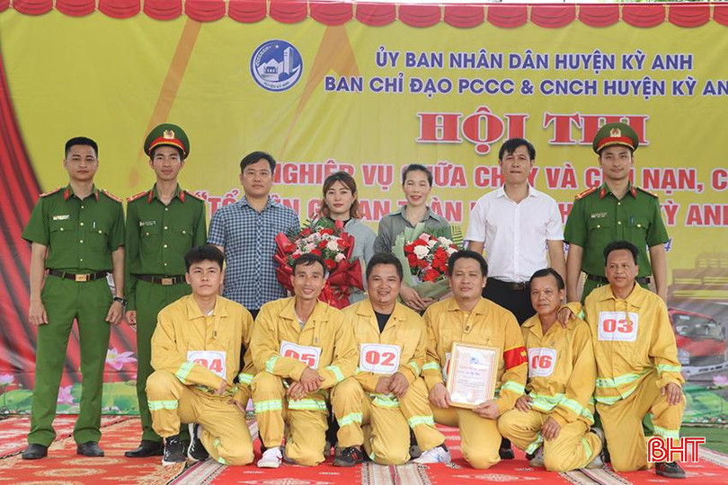 Đơn vị xã Kỳ Tiến đạt giải Nhất Hội thi Nghiệp vụ chữa cháy và cứu nạn, cứu hộ huyện Kỳ Anh. P4.jpg