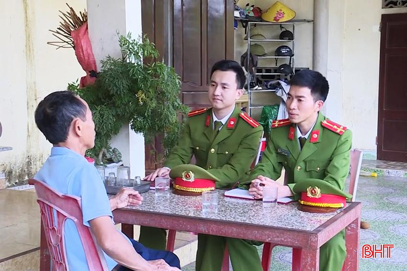 Lực lượng Công an xã Kỳ Tiến luôn gần dân, bám cơ sở, nắm chắc địa bàn. P5.jpg