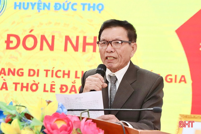 Ông Lê Đắc Thanh - đại diện dòng họ Lê Đắc phát biểu tại buổi lễ. bqbht_br_i2.jpg
