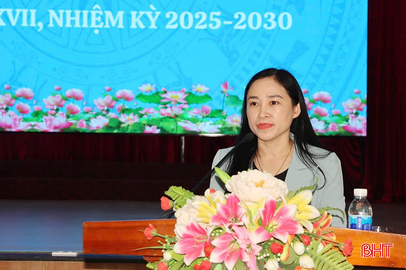 Truong Thi Luong, a Tartományi Női Unió alelnöke tájékoztatott a 17. Tartományi Női Unió Kongresszusának (2025-2030) eredményeiről. bqbht_br_1.jpg