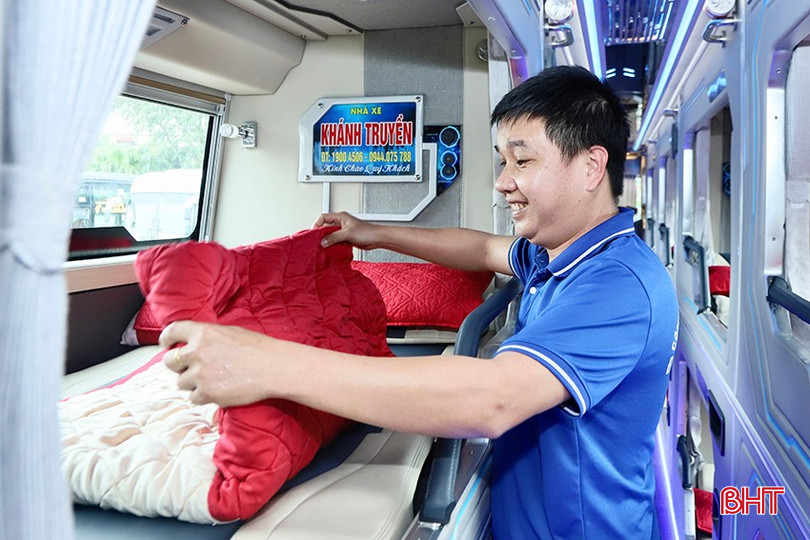 Nhà xe Khánh Truyền với 11 đầu xe giường nằm cao cấp phục vụ nhu cầu đi lại của người dân. bqbht_br_k3.jpg