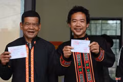 Hà Tĩnh đạt 98,45% cử tri tham gia bỏ phiếu, tính đến 15h