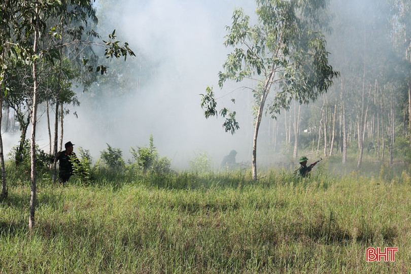 Nghi Xuân diễn tập thực binh đánh địch đổ bộ đường biển 