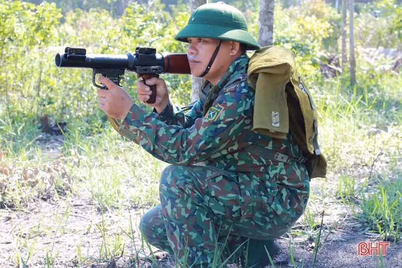 Nghi Xuân diễn tập thực binh đánh địch đổ bộ đường biển 