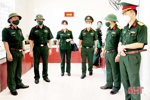 Tổng cục Hậu cần kiểm tra các công trình doanh trại tại Hà Tĩnh