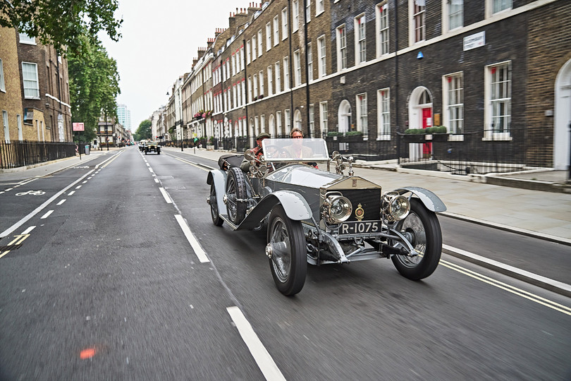 Rolls-Royce Silver Ghost 1701 tái hiện màn trình diễn đáng kinh ngạc của nó trong Cuộc thử nghiệm London-Edinburgh năm 1911 Rolls-Royce Silver Ghost huyền thoại tái hiện chuyến đi lịch sử London - Edinburgh sau 110 năm