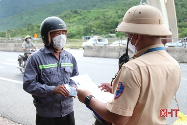 Ngày 9/11, Hà Tĩnh có thêm 31 ca mắc COVID-19, trong đó 19 ca trong khu vực phong tỏa