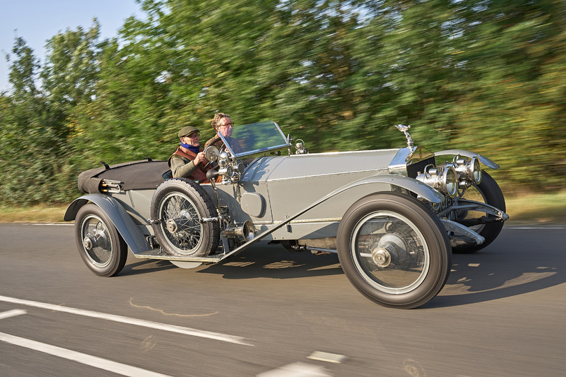 Rolls-Royce Silver Ghost huyền thoại tái hiện chuyến đi lịch sử London - Edinburgh sau 110 năm