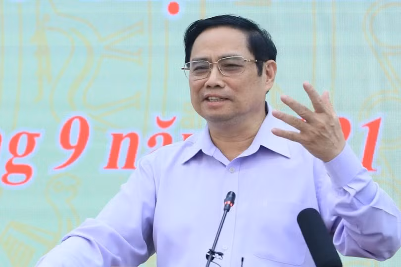 Thủ tướng kêu gọi đoàn kết khi “thích ứng an toàn với Covid”