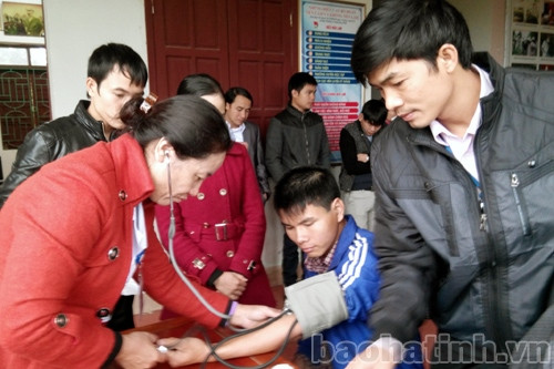 Thắp sáng niềm tin tuổi trẻ ảnh 3