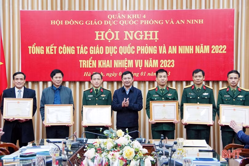 Hội đồng Giáo dục QP-AN Quân khu 4 triển khai nhiệm vụ năm 2023