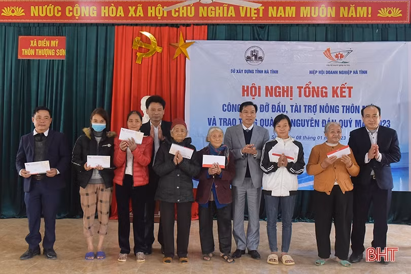 Sở Xây dựng, Hiệp hội Doanh nghiệp Hà Tĩnh hỗ trợ xã Điền Mỹ xây dựng NTM