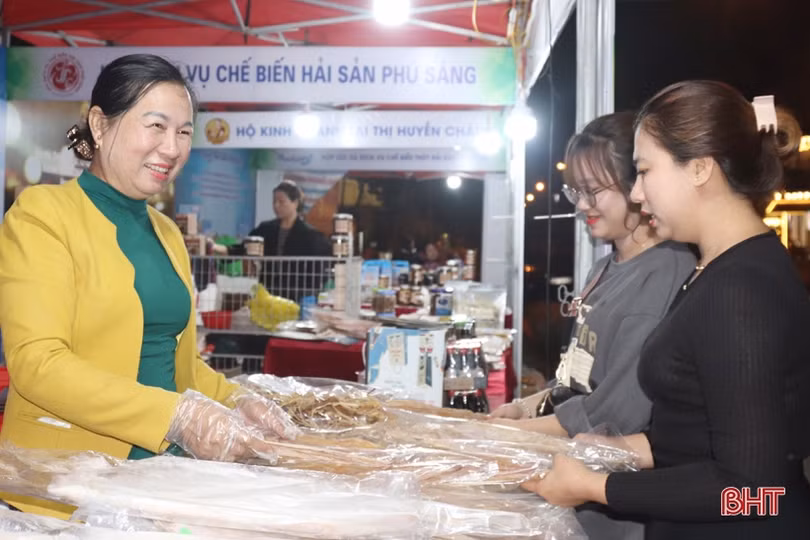 Hải sản Hà Tĩnh “đắt khách” những ngày cận tết